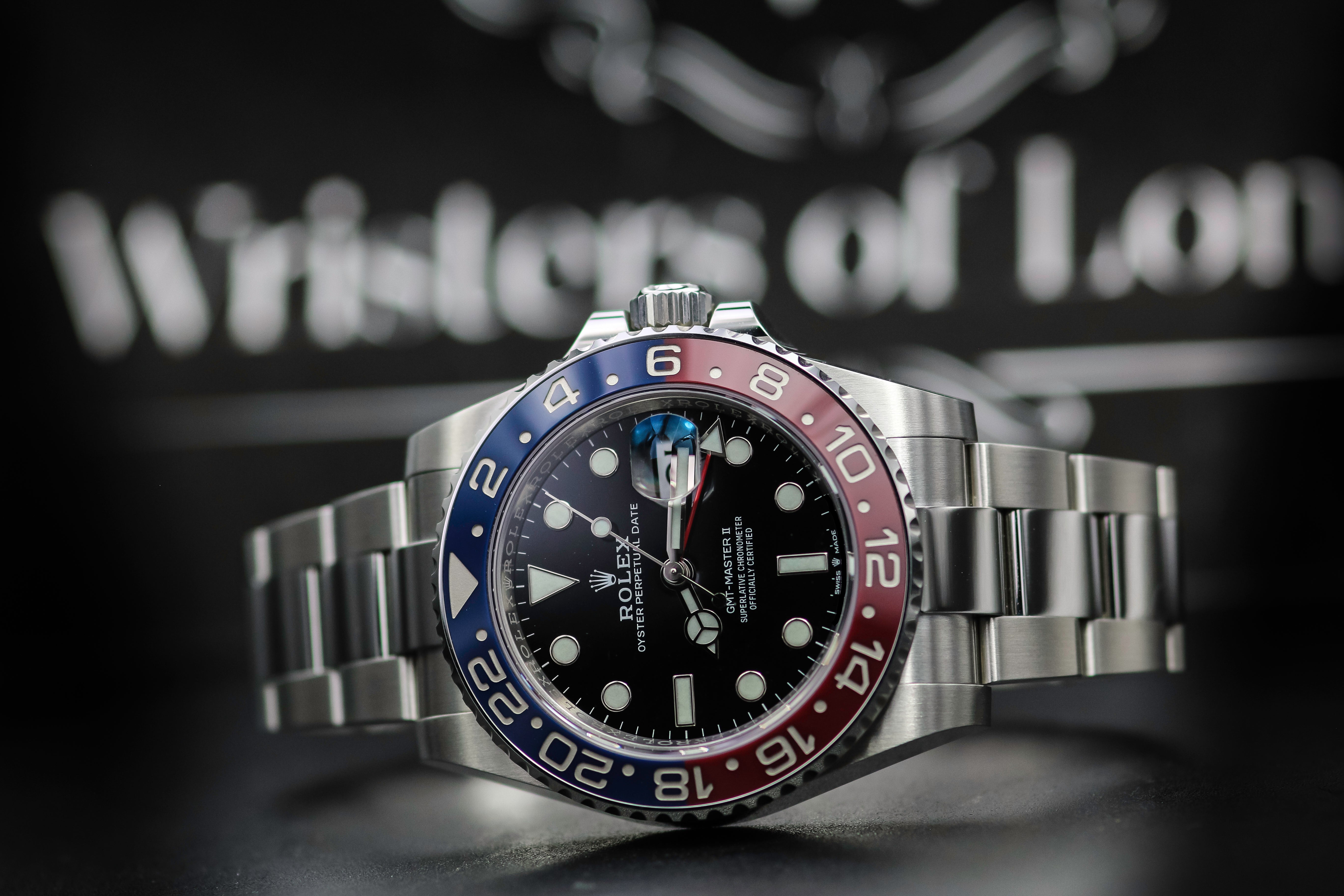 Deretan Jam Langka dan Unik, Jam Tangan Rolex Ini Sulit Dicari di Pasaran 2023 Rolex GMT-Master II 'PEPSI' 126710BLRO – Wristers Of London