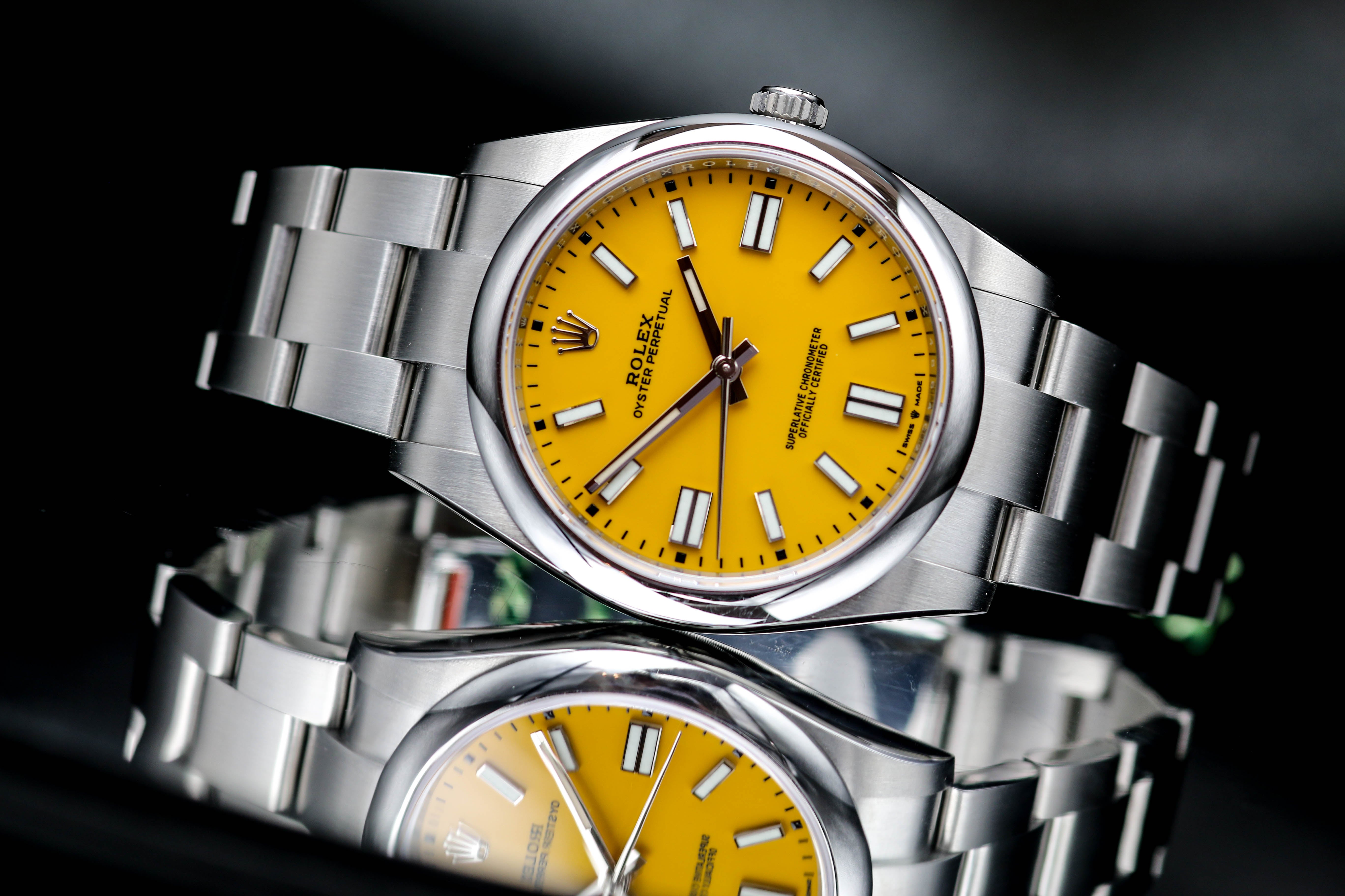 Oyster perpetual yellow discount 2021